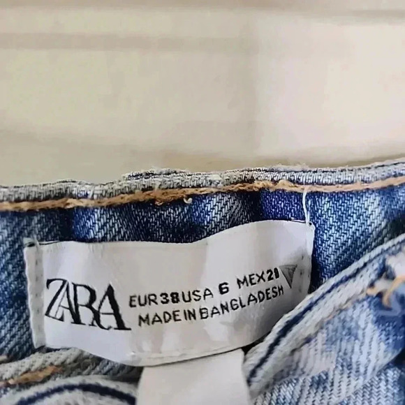 Zara The Boogie Pant Relaxed cropped jeans. Size 6 - Picture 3 of 4